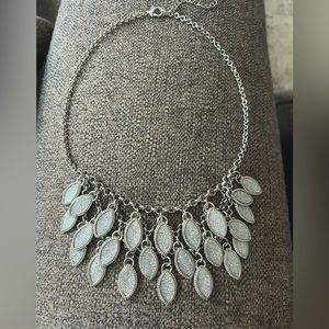 Silver sparkle statement necklace